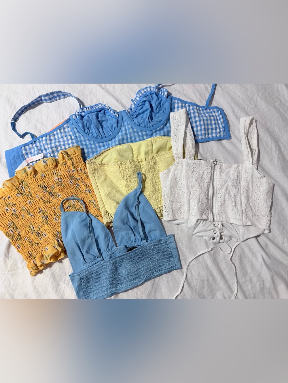 ✨✨Summer Top Bundle✨✨ - Picture 4 of 5
